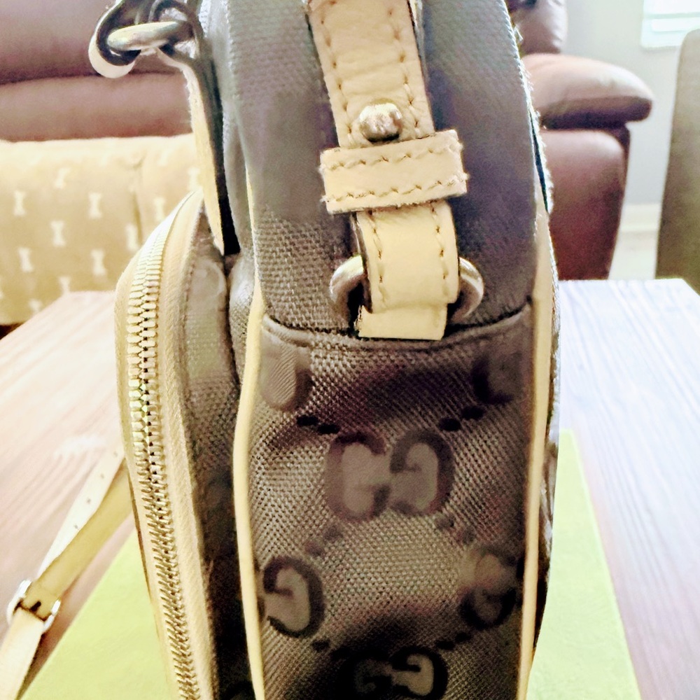 Gucci Beige and Gray Off the Grid crossbody - Picture 12 of 16